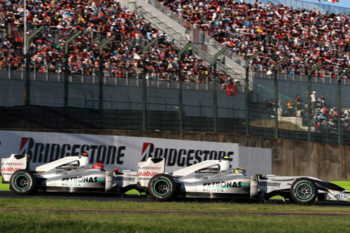 Гран При Японии. Автодром Сузука. Нико Росберг и Михаэль Шумахер