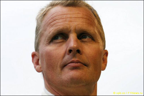 Джонни Херберт