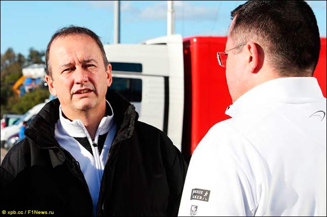 Джонатан Нил