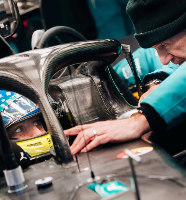 Эдриан Ньюи и Фернандо Алонсо, фото Aston Martin F1