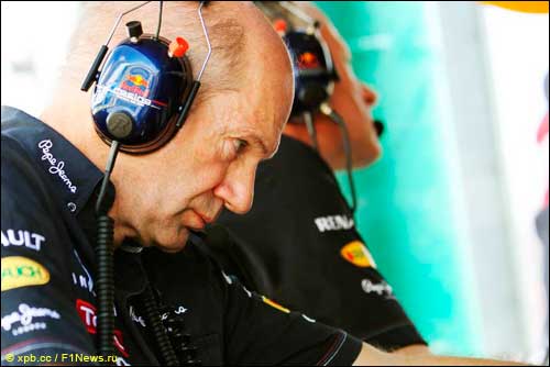 Эдриан Ньюи