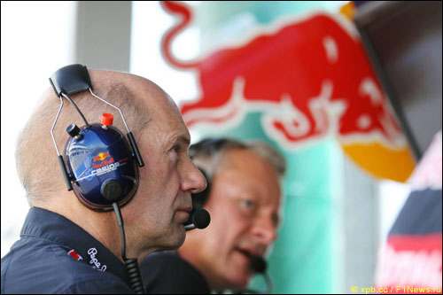 Эдриан Ньюи