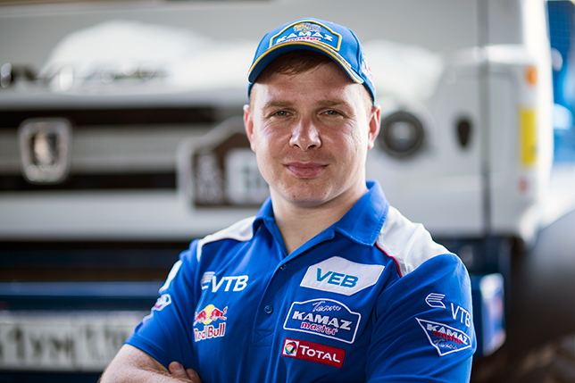 Эдуард Николаев