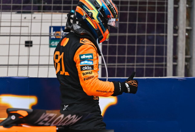Оскар Пиастри после аварии на первом круге гонки, фото пресс-службы McLaren