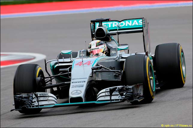 Льюис Хэмилтон