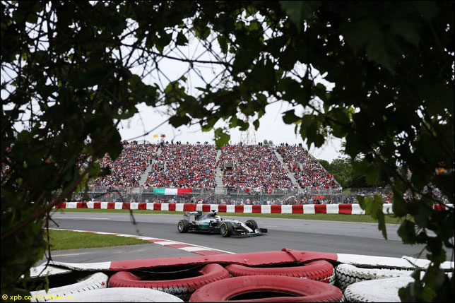 Льюис Хэмилтон на прошлогоднем Гран При Канады