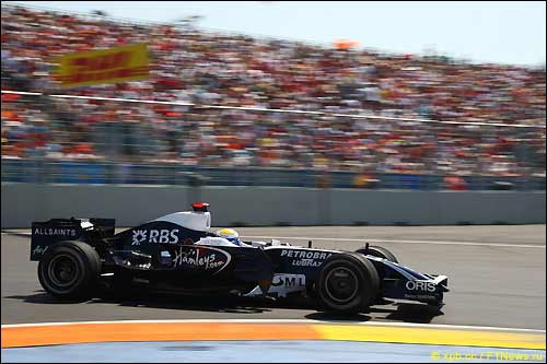 Нико Росберг во время Гран При Европы