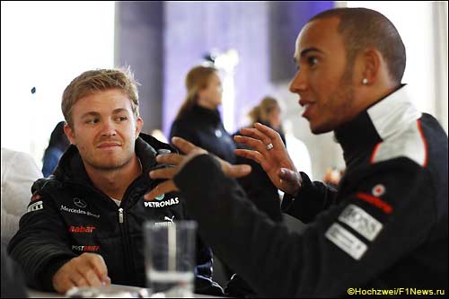 Нико Росберг и Льюис Хэмилтон