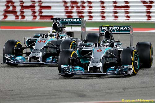 Льюис Хэмилтон и Нико Росберг