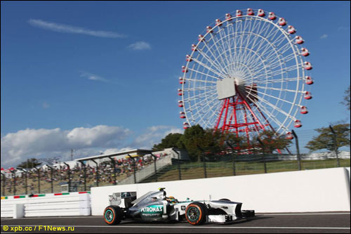 Льюис Хэмилтон на прошлогоднем Гран При Японии