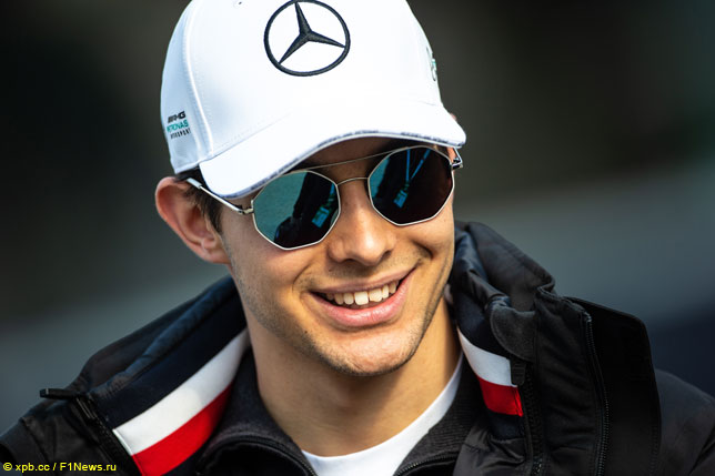 Эстебан Окон