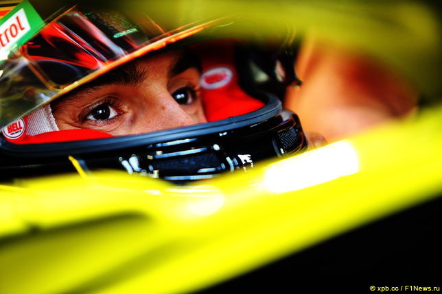 Эстебан Окон