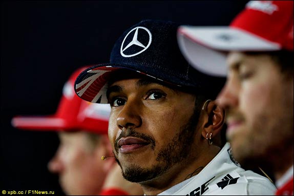 Пресс-конференция в Сильверстоуне