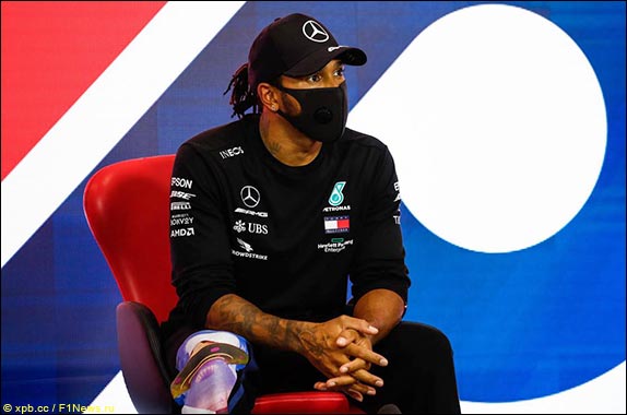 Льюис Хэмилтон