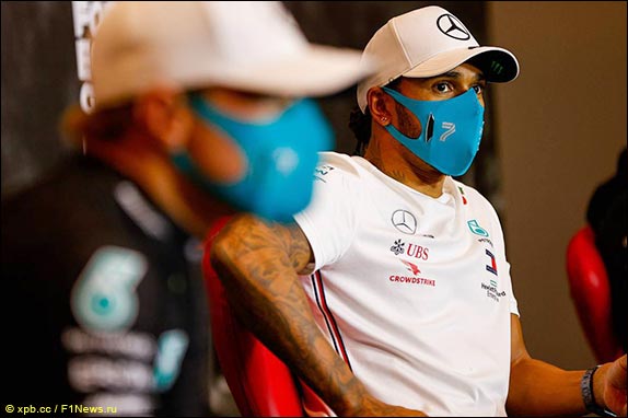 Льюис Хэмилтон