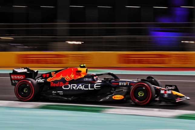 Серхио Перес на трассе в Джидде, фото XPB