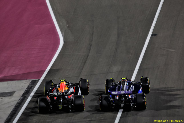 Франко Колапинто обгоняет Серхио Переса