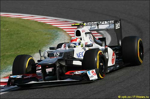 Серхио Перес на трассе в Сузуке