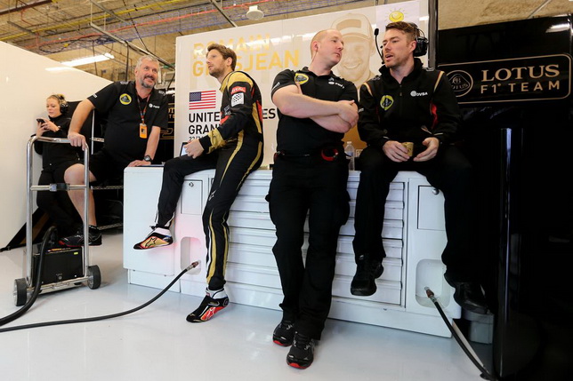 Гран При США. Роман Грожан и инженеры Lotus