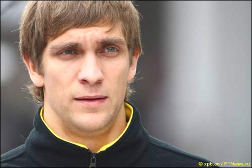 Виталий Петров