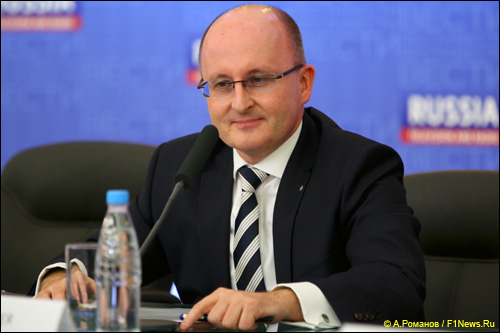 Ян Мадея, генеральный директор 