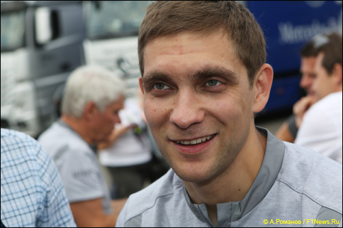 Виталий Петров