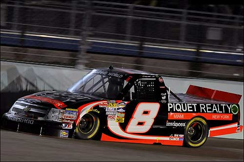 Нельсон Пике-младший за рулем гоночного пикапа Chevrolet Silverado