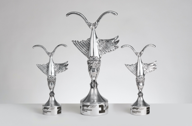 Кубки для Гран При Италии, фото пресс-службы Pirelli