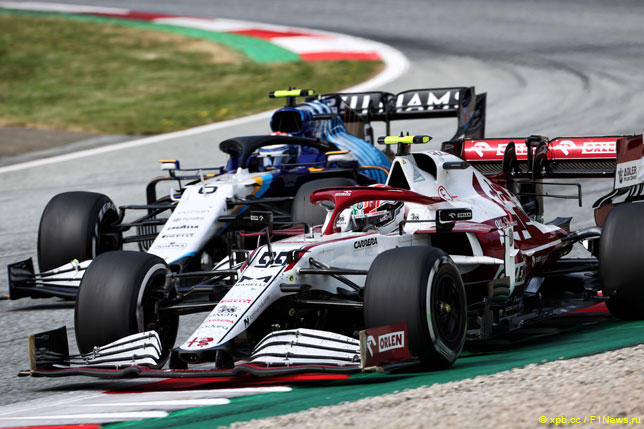 Борьба Анонио Джовинацци и Николаса Латифи