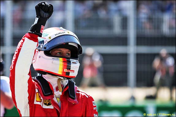 Себастьян Феттель выиграл квалификацию в Монреале, завоевав четвёртый поул в сезоне и 54-й в карьере