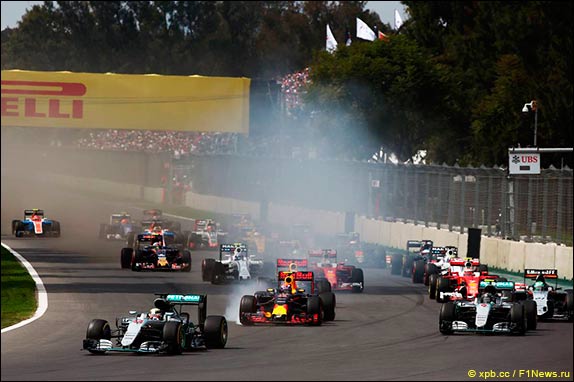 Старт Гран При Мексики