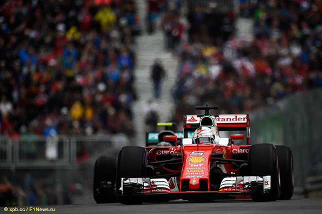 Себастьян Феттель во время квалификации в Монреале