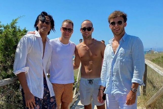 Пьер Гасли с Шоном Гелаэлем и Стоффелем Вандорном (фото из Instagram Гасли)