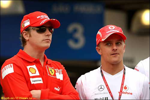 Кими Райкконен (слева) и Хейкки Ковалайнен