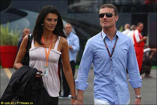 Дэвид Култхард с супругой в паддоке Монцы