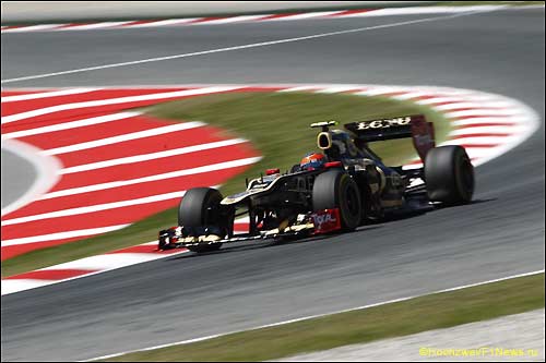 Роман Грожан на трассе в Барселоне