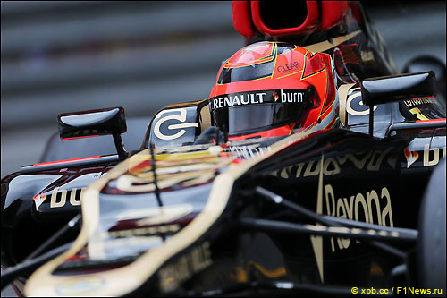 Кими Райкконен за рулем Lotus E21 на тестах в Монако