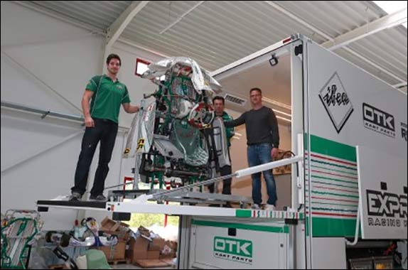 Погрузка карта. Фото: Herbert Bucco