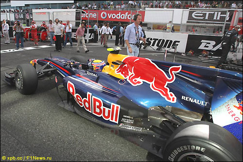 Red Bull RB6 Марка Уэббера в Сузуке