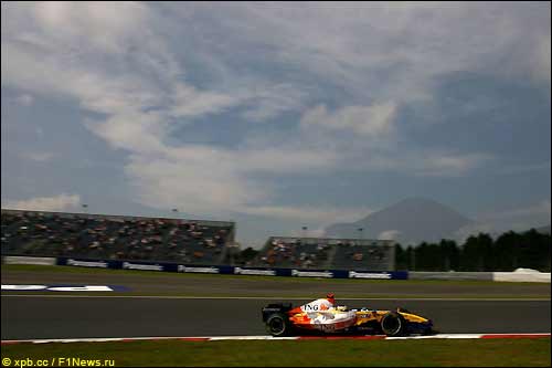 Renault на трассе Фудзи в 2007 году