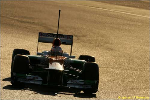 Пол ди Реста на тестах в Барселоне