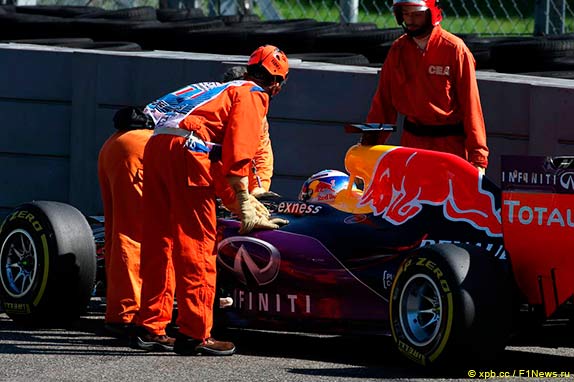 Эвакуация машины Риккардо