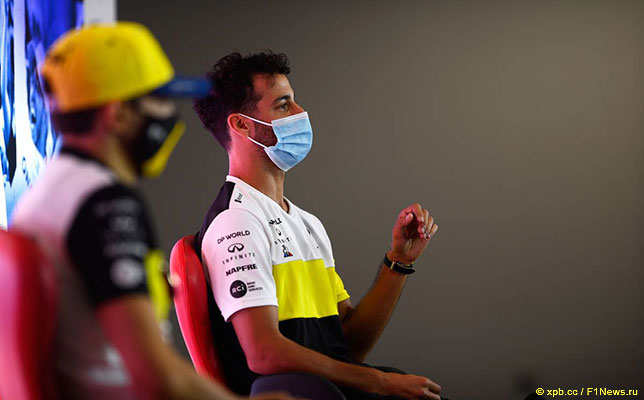 Даниэль Риккардо на пресс-конференции FIA в Сильверстоуне