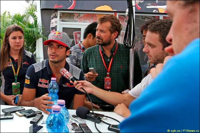 Карлос Сайнс