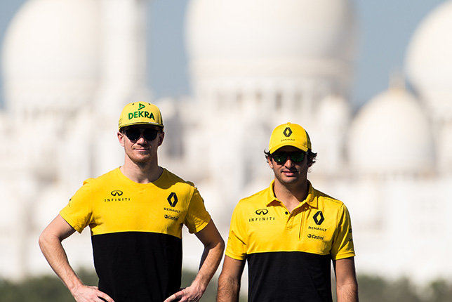 Карлос Сайнс и Нико Хюлкенберг в дни уик-энда в Абу-Даби
