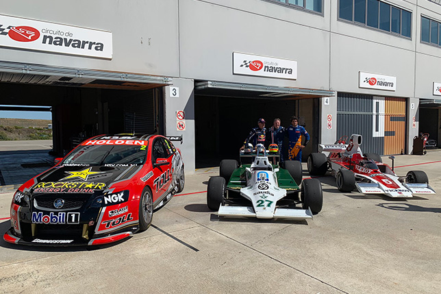 Holden Commodore Supercar, Williams FW07 и Lola T332