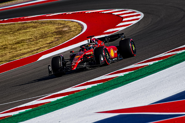 Шарль Леклер за рулём F1-75 на трассе в Остине, фото пресс-службы Ferrari