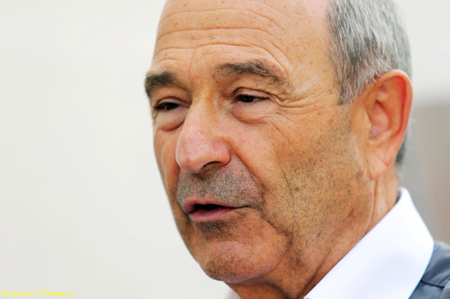 Петер Заубер