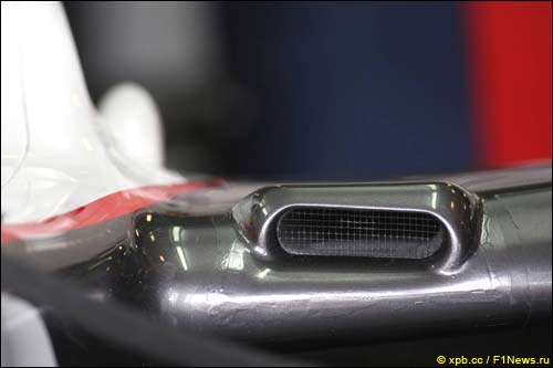 Воздухозаборник на BMW Sauber