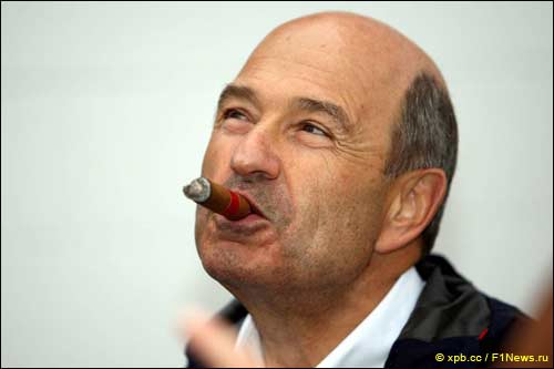 Петер Заубер